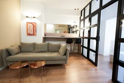 Image de Design apartament in Calea Victoriei