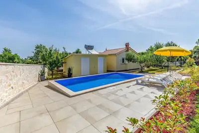 Image de Superbe maison à Pomer avec WiFi