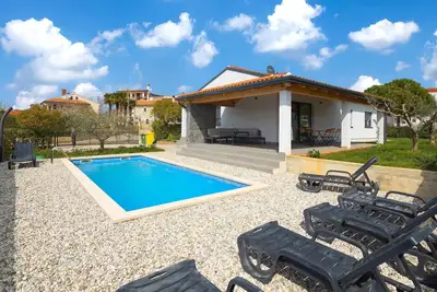 Image de Superbe maison de 3 chambres à Novigrad