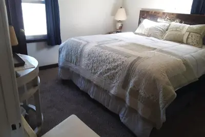 Image de Cozy home, centrally located in the beautiful Flathead Valley under the Big Sky.