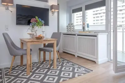 Image de Theodor - On the beach, newly designed 1 room apartment. Theodor, with balcony & small balcony