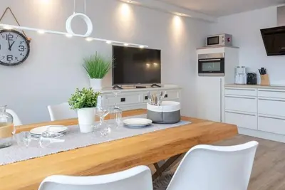 Image de Sommerset - 2-room apartment Sommerset, directly on the beach with balcony & parking space