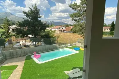 Image de Sierra de Madrid, private saltwater pool
