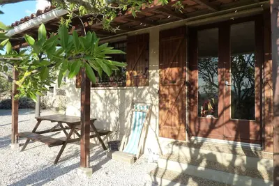 Image de Maison de vacances individuelle dans jardin méditerranéen 1200m2