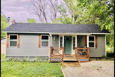 Image de River Time Cottage Get Away! 1/2 Mile from Current River!