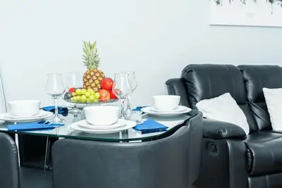 Image de 2 Bedroom Apartment by Central Serviced Apartments - Sleeps 3
