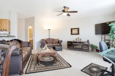 Image de Perfect Private Albuquerque Getaway Near Uptown!