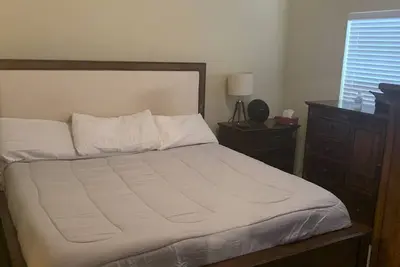 Image de Spacious Luxury 2 Bedroom Apt. Close To Ashley Park Shoping, Entertainment And