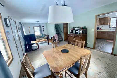 Image de Cozy Home close to hiking/biking, Orv trails & many bodies of water