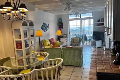 Image de Meilleure affaire pour 2 couples ou une famille!