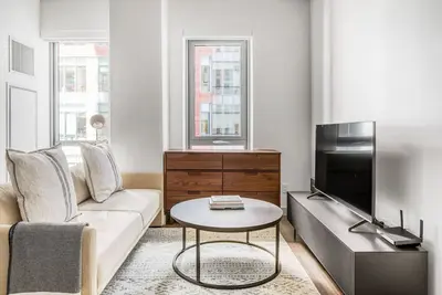 Image de Hip Kendall Square Studio w/ W/D, Gym & Concierge near Mit, by Blueground
