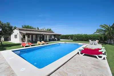 Image de Charming Family Villa, A/C, Private Pool, Great Location - 10 mins drive from 3 Resorts & Beaches!