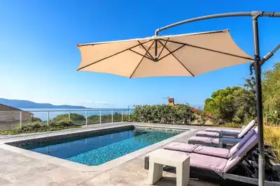 Image de Villa le Palmier 10 personnes piscine, vue mer, accès plage