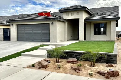 Image de New Modern home w/Rv access and Garage Access.