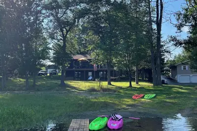 Image de 🌟 Welcome to your dream vacation at Lily Lake in Webb Lake, Wisconsin! 🌟