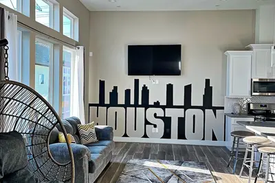 Image de Upscale brand new beautiful 3bedroom, 2 story home!