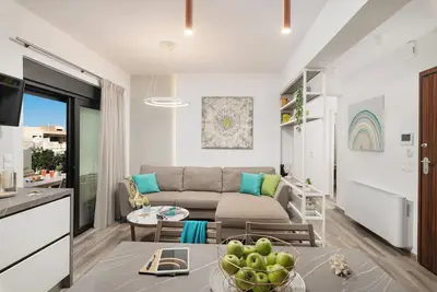 Image de Steps away from the sandy beach of Nea Chora