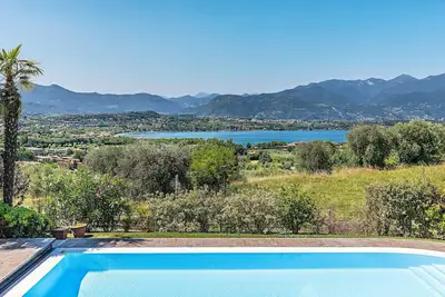 Image de Villa Vittoria con vista lago e piscina by Wonderful Italy