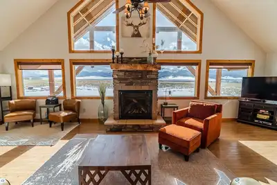 Image de Peaceful, family friendly 2 Bdr w/ mountain views