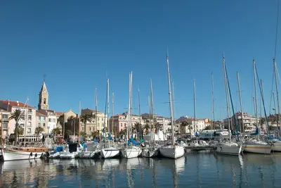 Image de Villa 6 Pièces climatisée avec Piscine - 6 Couchages