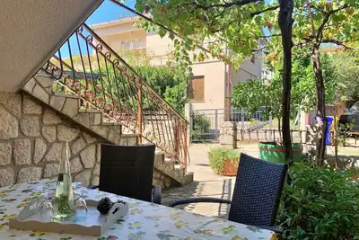 Image de Appartement de vacances Dobrinj pour 1 - 4 personnes avec 1 chambre Ă coucher - Maison de vacances