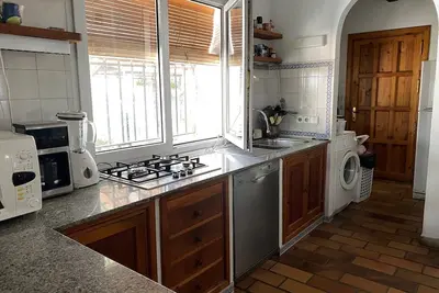 Image de Great house very close to the beach