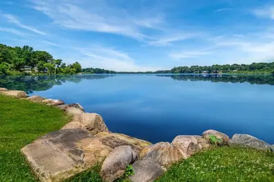 Image de Lake Front|Hot Tub|Kayaks|Fire Pit|Sleeps 10