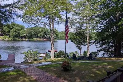 Image de Lakefront Cottage on Peaceful Horace Lake