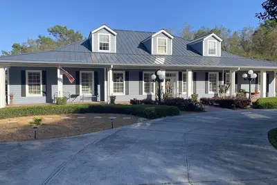 Image de Beautiful Black Diamond Home for rent