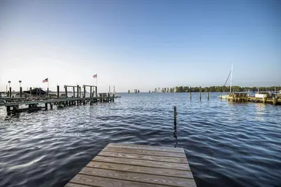 Image de Waterfront Edenton Bay Cottage - Walk to Dtwn