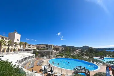 Image de Confortable appartement pour 4 personnes avec Wifi, piscine, Tv et terrasse