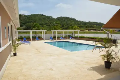 Private vacation retreat between Negril and Montego Bay!