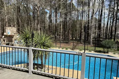 Image de Peaceful Outdoor Oasis