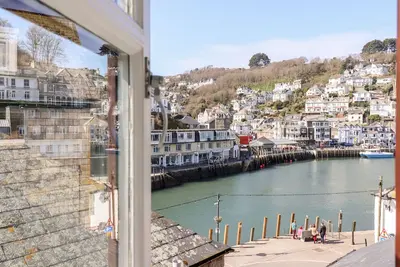 Smugglers Loft, romantic, character holiday cottage in Looe