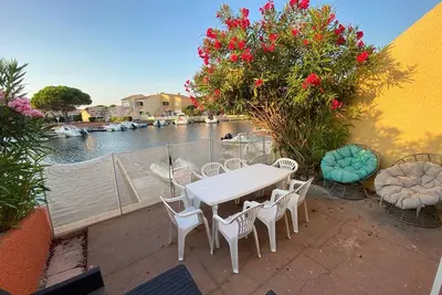 Marina 5p avec piscine et terrasses, 4 chambres, clim, parking, proche plage et commerces, Port Barcarès