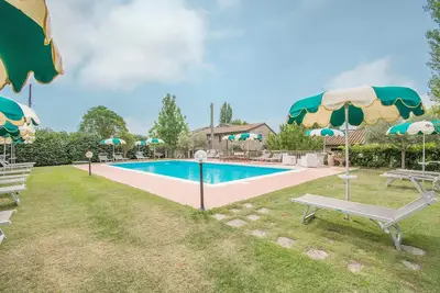 Image de Superbe appartement à Magione avec WiFi