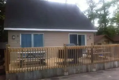 Image de This cottage is a 1 bedroom(s), 1 bathrooms, located in Wasaga Beach, On.