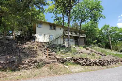 Image de Sailaway! - Huge Lake Views; Easy Walk to Shoreline! Boat Launch Nearby; Pool!