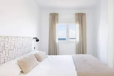 Image de Home2Book Serene Apartment Ocean Breeze, Bajamar