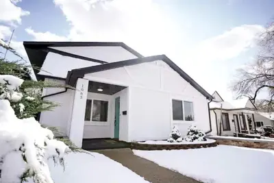 Image de Bright 5-Bdr Home in the heart of Ogden-3600 sq. ft