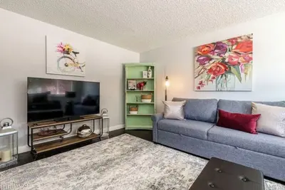 Image de #StayInMyDistrict Cozy Central Boise Townhouse