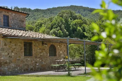 Image de Villa avec piscine chauffée, climatisation, Wi-Fi, barbecue, repas en plein air,