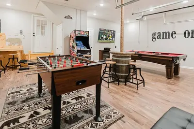 Image de Cove Mountain Rest: Free Attraction Tickets, Hot tub, Arcade Game, Pool Table, Foosball & Fire Pit