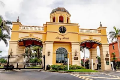 Image de Italian style Waterfront Resort