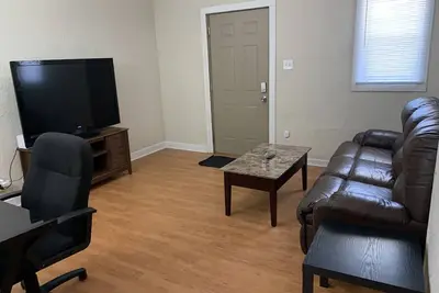 Image de Two Bedroom Private Townhome Near Downtown Indianapolis