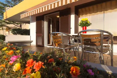 Image de Cozy apartment for 4 people right by the sea