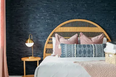 Image de The Charleston Suites: The Poppy Suite - A top floor bohemian dream