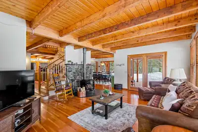 Image de Scenic retreat with wood stove, porch, & WiFi - near Pend Orielle Lake