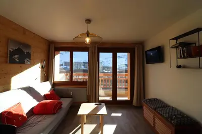 Image de À 200m des remontées, 4ème étage, balcon, télévision, casier à ski, 33m², Tignes
