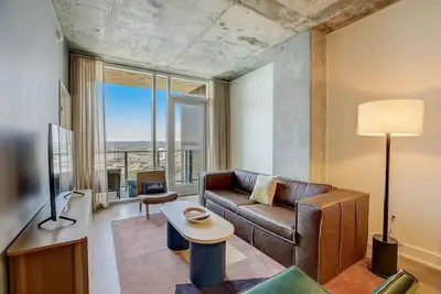 Image de Natiivo Austin condo - amazing lake-view balcony - rooftop pool & gym